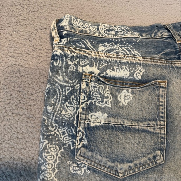 AMIRI - Straight-Leg Paisley-Print Distressed Denim Shorts - Blue Size 40 NWOT - Picture 11 of 16